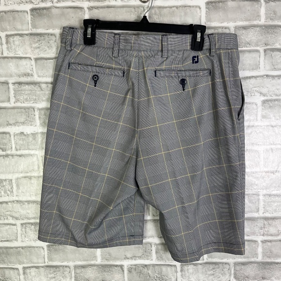 FootJoy Gray Glencheck Poly Stretch Casual Golf Shorts Mens 34 x 10" Inseam - Picture 3 of 8